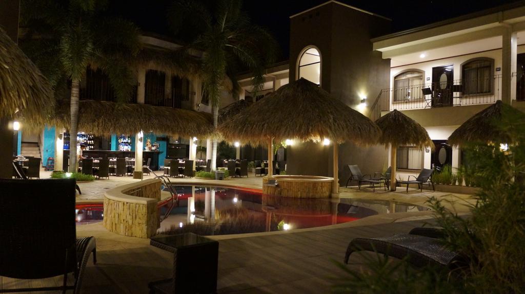 Hotel Colono Beach Coco Exteriör bild