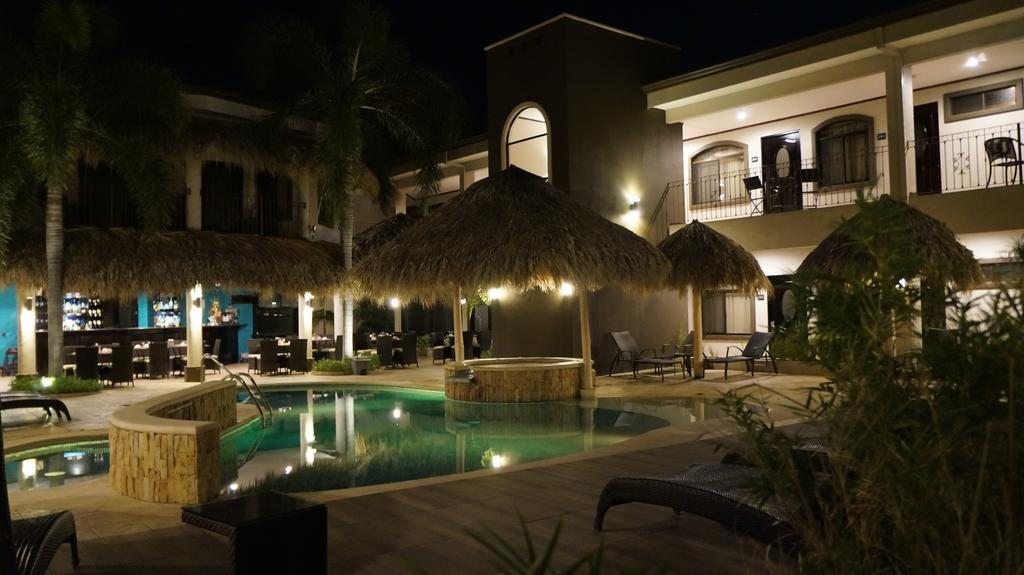 Hotel Colono Beach Coco Exteriör bild